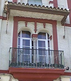 Balcón calle Betis