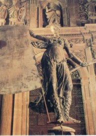 R�plica del Giraldillo