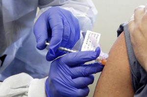 China empieza a probar su vacuna contra el coronavirus