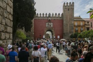 Sevilla: La cifra de contagios desciende a 102