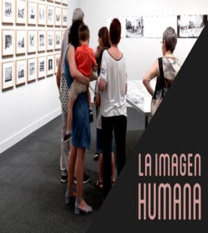 De la cabeza a los pies. Visita della famiglia alla mostra: La imagen humana: arte, iDalla testa ai piedi CaixaForum Siviglia.