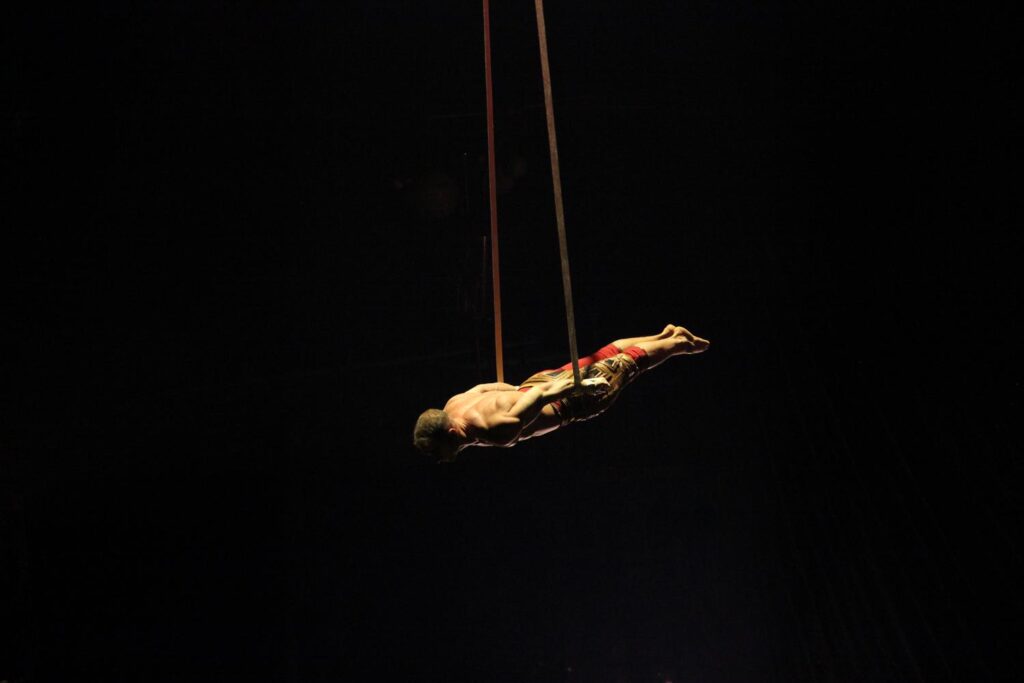 kurios-sevilla-circo-del-sol-64